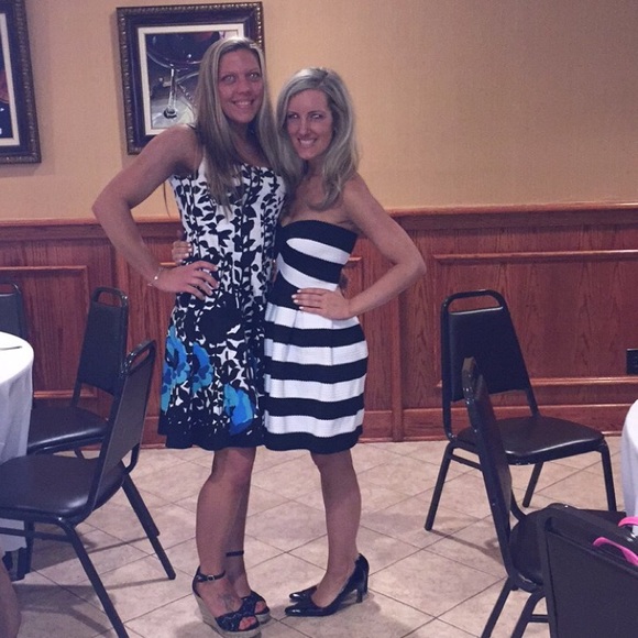 Black & White sweetheart Dress size:Small🖤 - Picture 6 of 8